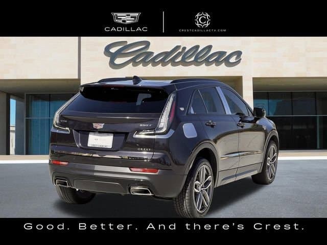 CADILLAC-XT4-1