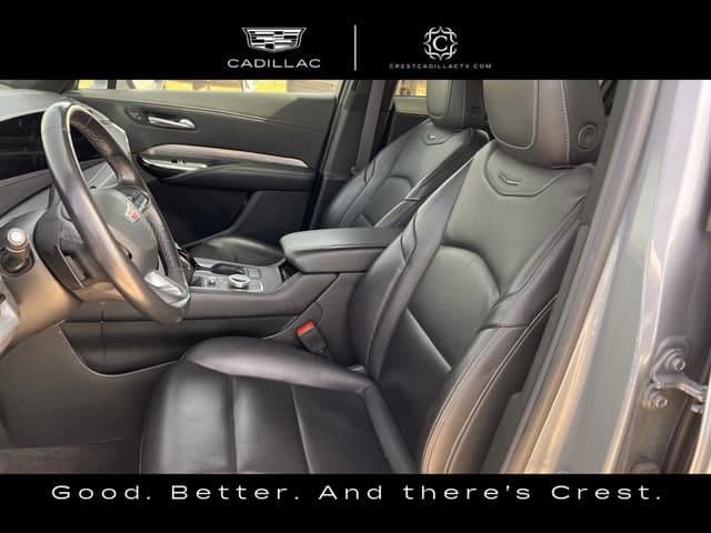 CADILLAC-XT4-24